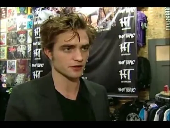 Robert Pattinson talks TWILIGHT with Marcus Leshock!