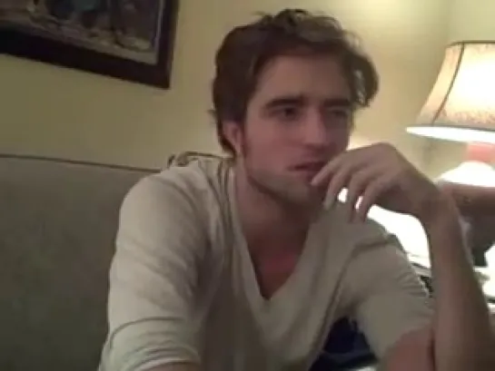 Robert Pattinson Too Sexy - Interview -