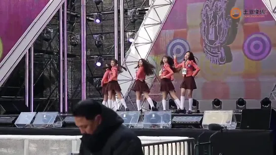 150112 Lovelyz @ Behind The Show