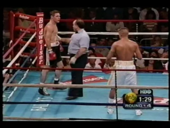 1998-08-22 Fernando Vargas vs Darren Maciunski