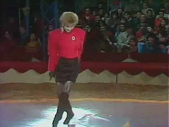 MYLENE FARMER || Libertine || Распутница || live @ tous en piste, FR3 || 25.12.1986