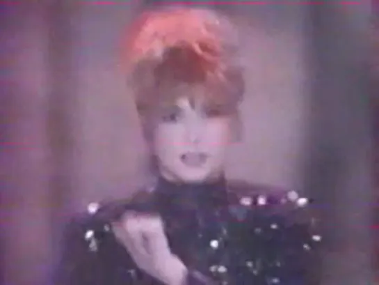 MYLENE FARMER || Pourvu Qu'Elles Soient Douces || Лишь Бы Они Были Нежными || live @ avis de recherche, TF1 || 14.10.1988