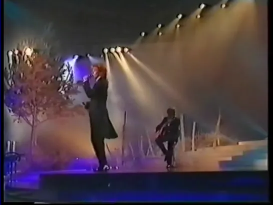 MYLENE FARMER || A Quoi Je Sers || На Что Я Гожусь... || live @ jy crois dur comme terre, TF1 || 02.09.1989