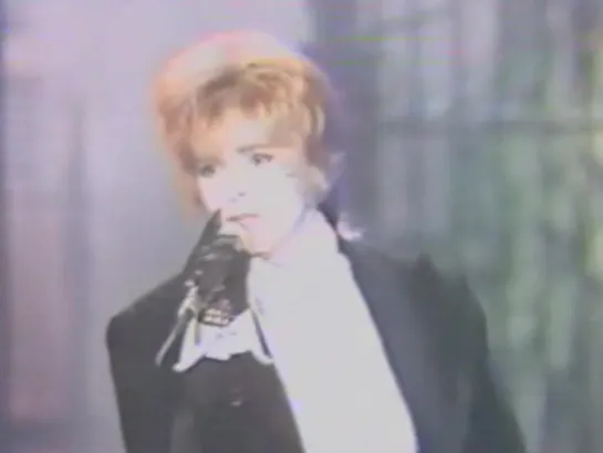 MYLENE FARMER || A Quoi Je Sers || На Что Я Гожусь... || live @ avis de recherche, TF1 || 15.09.1989