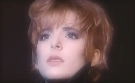 MYLENE FARMER || Plus Grandir || Не Взрослеть || en concert live || 1989