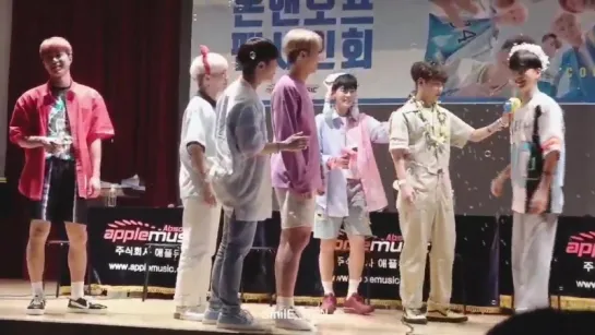 180812 • hwagok fansign • ONF