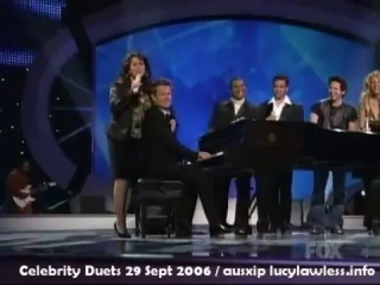 16 - 29.09.2006 - Lucy Lawless and the cast singing together (Hard to Say I'm Sorry)