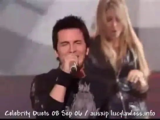 05 - 08.09.2006 - Lucy Lawless and the cast singing together (One Way Or Another)