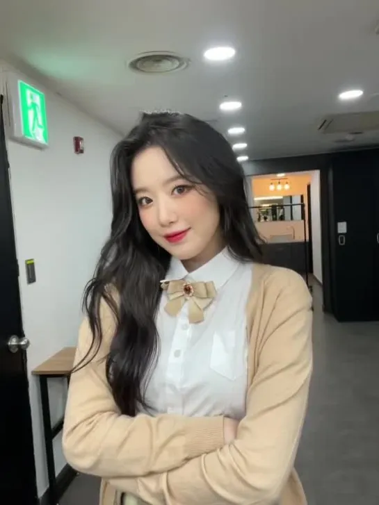 220521 Shuhua @ Weibo Live Photo