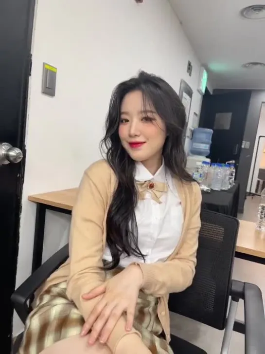 220521 Shuhua @ Weibo Live Photo