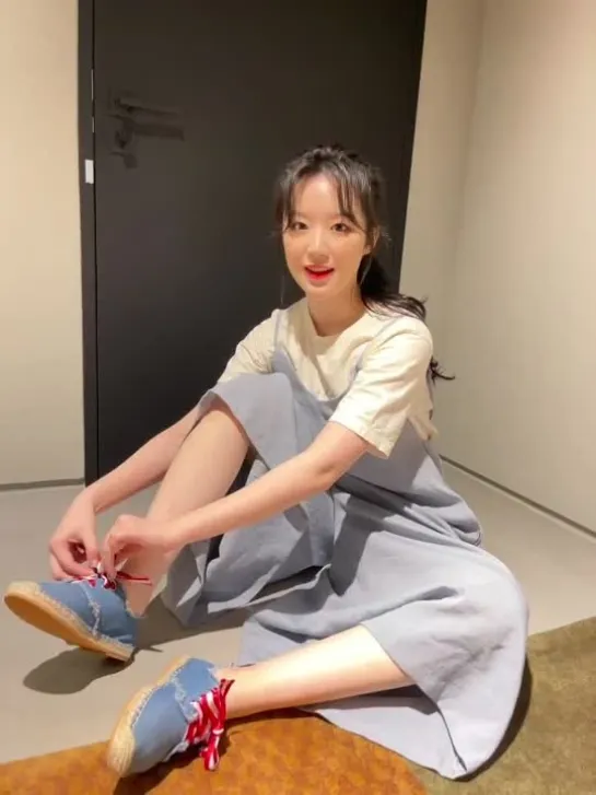 220417 Shuhua @ Weibo