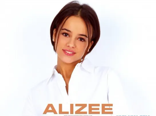 Alizee ★ ✨💖🎶★►  La Isla Bonita  ◄★🎵💖✨