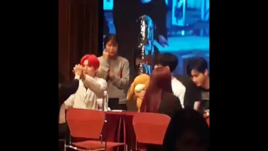 [Fancam][13.05.2018] fansign in Yongsan-gu