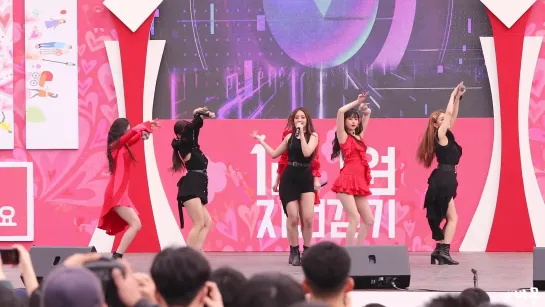 190406 (G)I-DLE - 1M1: Latata @ Fancam