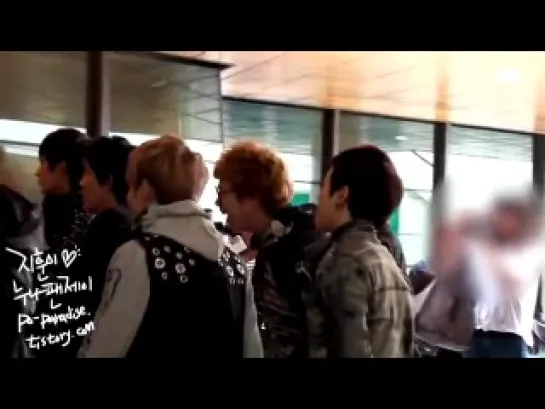 [Fancam] 110825 Block B @ Glad News Opening_2