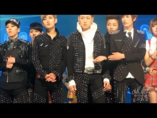 [FANCAM] [110421] Mnet MCD End - Block B