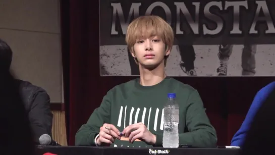 [FC|VK][28.06.2015] Фансайн Monsta X в Пусане (Hyungwon Focus)