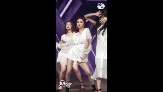 [MPD직캠] (여자)아이들 수진 직캠 ‘한(-)(HANN)’ ((G)I-DLE SOOJIN FanCam) ¦ @MCOUNTDOWN_2018.8.23