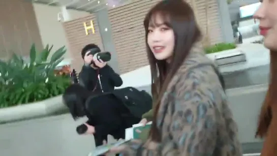 190208 (G)I-DLE - INC Airport to Japan @ Press