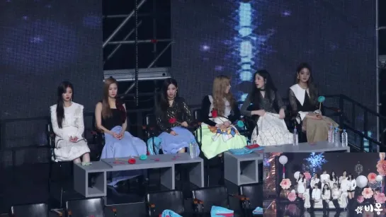 190105 GIDLE Reaction to TWICE (트와이스 무대보는 여자아이들) 4K 직캠 by 비몽