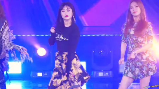 181123 (G)I-DLE's Soojin - MBN HERO CONCERT: LATATA @ FANCAM