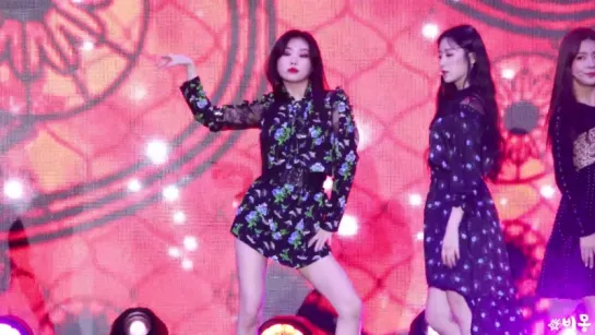 181006 (G)I-DLE's Soojin - HANN: Gangnam Festival @ Fancam