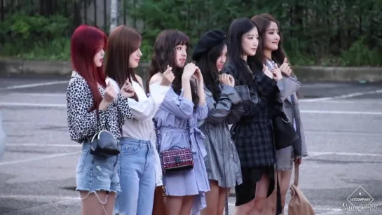 180907 (G)I-DLE OTW to Music Bank @ Fancam