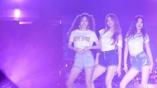 180616 Bubble Pop 버블팝 - (G)I-DLE YUQI @ United Cube Concert Fancam