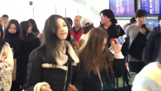 180226 Lovelyz come back to Korea