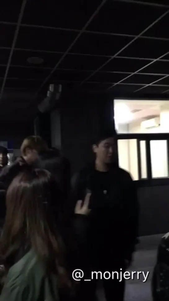 [Fancam][10.11.2018] After  fansign in Yeonsan