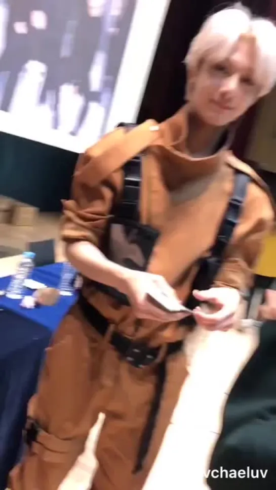 [Fancam][02.11.2018] Fansign in Gangnam