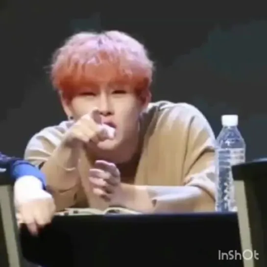 [Fancam][26.10.2018] fansign by Synnara