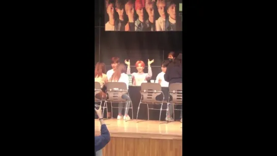 [Fancam][12.05.2018] fansign in Incheon