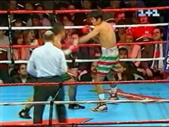 Marco Antonio Barrera vs Jesus Salud/Марко Антонио Баррера - Хесус Салюд