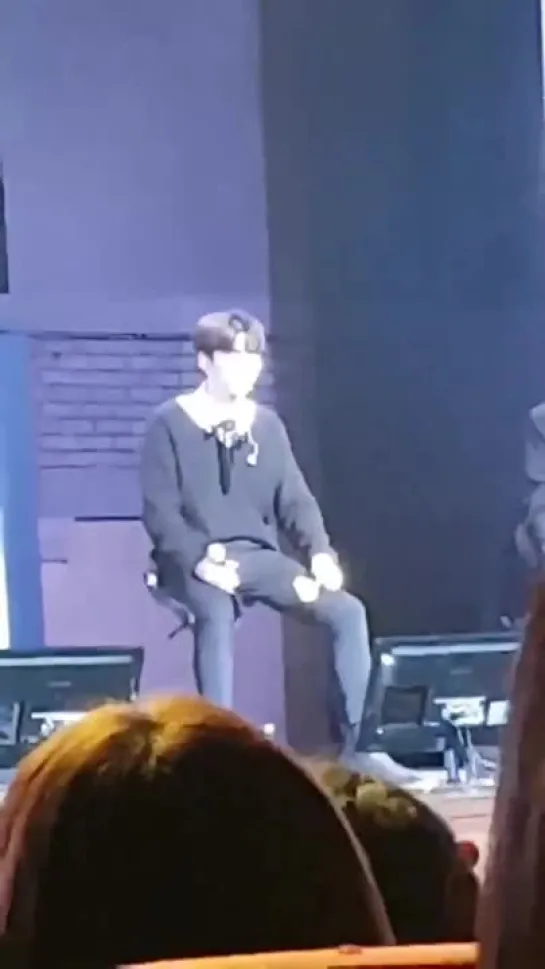 [VK][190105] MONSTA X fancam Talk Time (Kihyun focus) @ FAN-CON MX KINGDOM