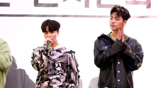 [FANCAM] 170603 JUNHOE, JINHWAN @ JAMSIL FAN SIGN EVENT