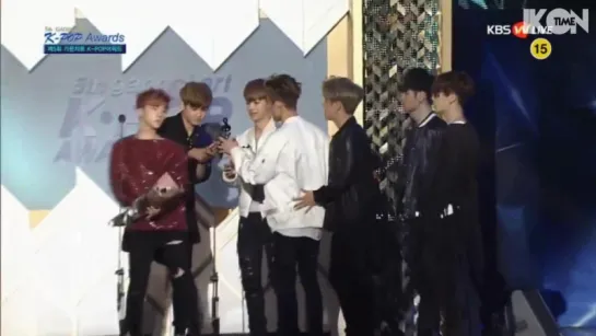 [160217] iKON receiving Best New Artist Award @ 5th GAON Chart K-Pop Awards [рус. суб.]