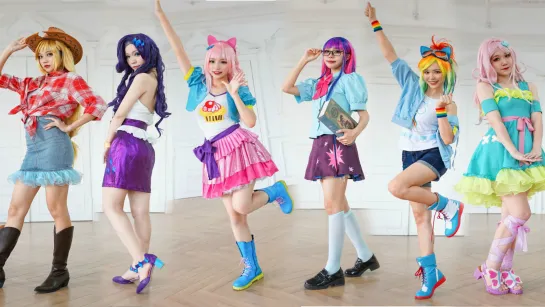 【MLP COSPLAY 6人】 Tara Strong and Ashleigh Ball, Andrea Libman, Tabitha St. Germain — Equestria Girls My Little Pony