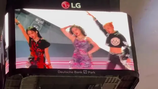 220514 (G)I-DLE - Tomboy at KPOP.Flex Day1 @ Fancam