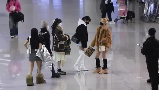 220115 (G)I-DLE - INC Departure @ Fancam