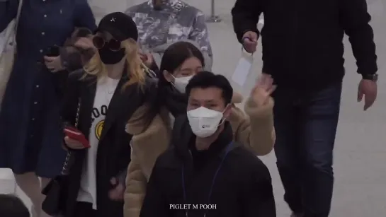 220118 Miyeon (Focus)  - ICN Airport Arrival @ Fancam