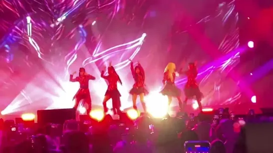 220117 (G)I-DLE - Oh my god @ Dubai's Expo Fancam