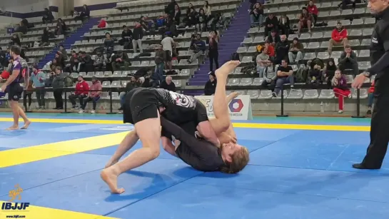 Frederic Vosgröne VS Aleksi Ruuskanen _ Paris Fall Open NoGi 2019