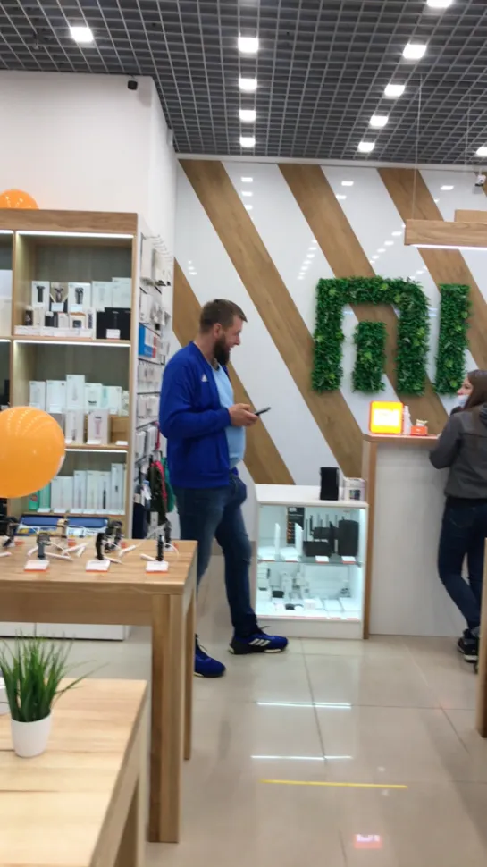 Live: Mi92.ru - сеть фирменных салонов Xiaomi в Крыму