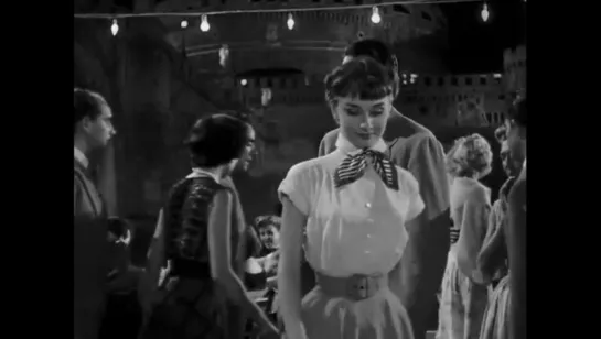 Римские Каникулы / Roman Holiday (1953) (eng, rus sub)