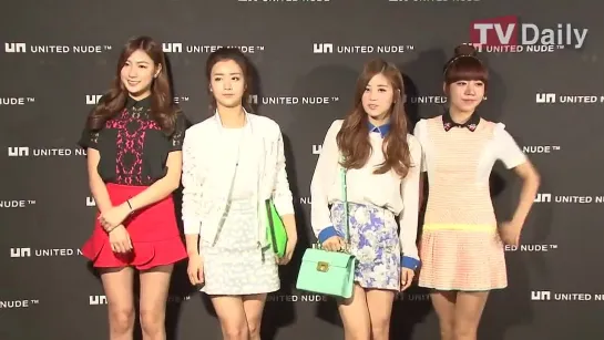 [INTERVIEW] A PINK & ETC. - "United Nude" Opening Party (130405 TVDaily)