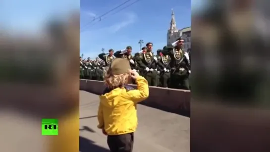 Дядя Вова, мы с тобой! - Патриотическая песня (с хором исполнителей в кадре) Futuris.TV