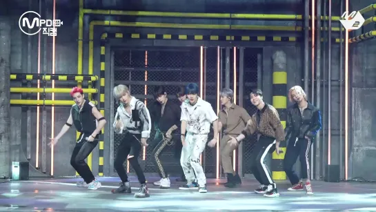 [MPD직캠] 스트레이 키즈 직캠 4K Back Door (Stray Kids FanCam) ¦ @MCOUNTDOWN_2020.9.17