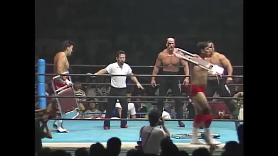 Keiji Mutoh & Masahiro Chono vs. The Road Warriors