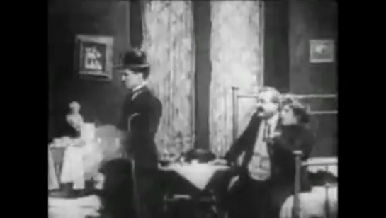 Застигнутый дождём / Caught in the rain (1914)